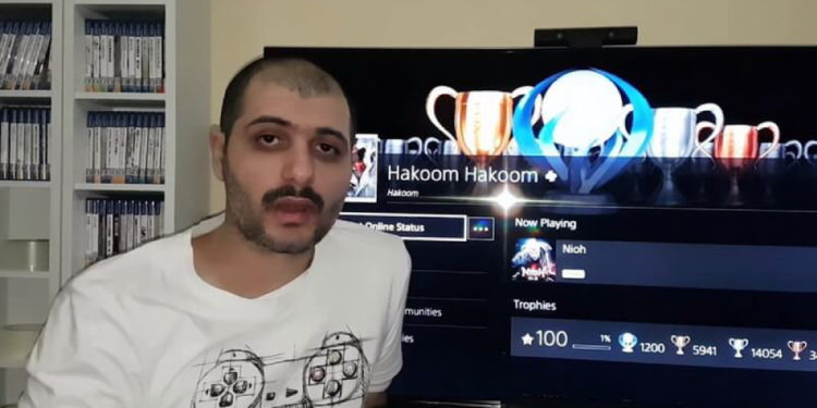 Gamer PS4 dari Bahrain, Hakoom telah menceritakan yang dia mendapat 300 Trofi Platinum Setahun!