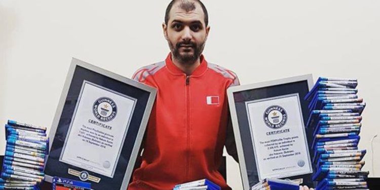 Hakoom sekali lagi mendapat Guinness World Record sebagai Pemain yang mendapat Trophy Point yang Terbanyak!