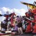 Warga Emas 74 tahun membuat Taman Gundam depan Kedai Gunting Rambut?!