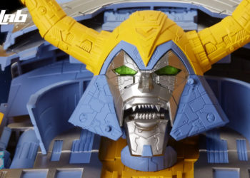 Hasbro menghasilkan mainan Transformer “Unicron” yang tinggi 2-kaki dan bernilai hampir RM2,400!