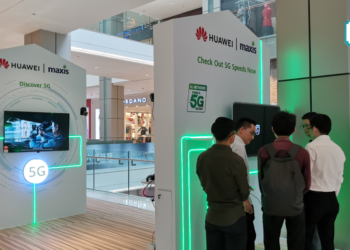 Muat turun kelajuan internet sehingga 1.3Gbps telah dirakam di HUAWEI 5G Experiential Zone!