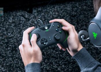 RAZER WOLVERINE V2 membawa kawalan yang Ultimate ke XBOX SERIES X | S!