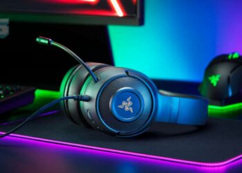 Alami keselesaan Ultra-Ringan ketika bergaming dengan RAZER KRAKEN V3 X