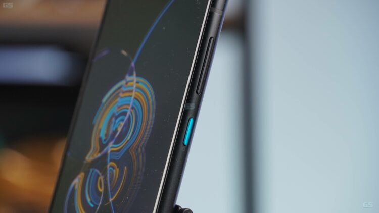 Review ASUS Zenfone 8 – Padat, Berkuasa tinggi, hebat! Harga bermula RM2,699!