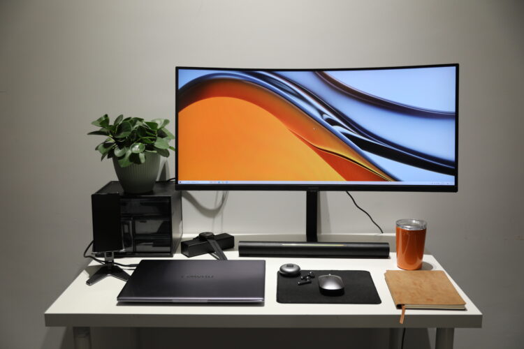 Bermula hari ini hingga 21 Julai, Pra-Pesan HUAWEI MateView dan MateView GT dan dapatkan rebat RM100!