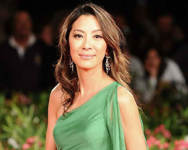 Tan Sri Michelle Yeoh merupakan salah satu pelakon di The Witcher: Blood Origin sebagai Scían