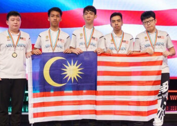 Dota 2 lelaki Malaysia bawa pulang pingat emas di Komanwel 2022!