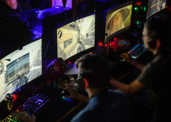 “GG”? “Lag”? Belajar maksud gaming slang yang sering didengari semasa bermain game! (G-N)