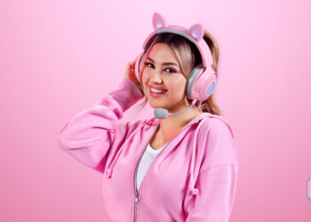 Jom Strim Dengan Penuh Gaya! Perkenalkan Razer Kraken Kitty V2 Pro dan Razer Blue Screen!