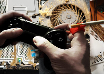 “Bukan paru-paru saja, rokok juga merosakkan konsol” – kata pemilik PS4!