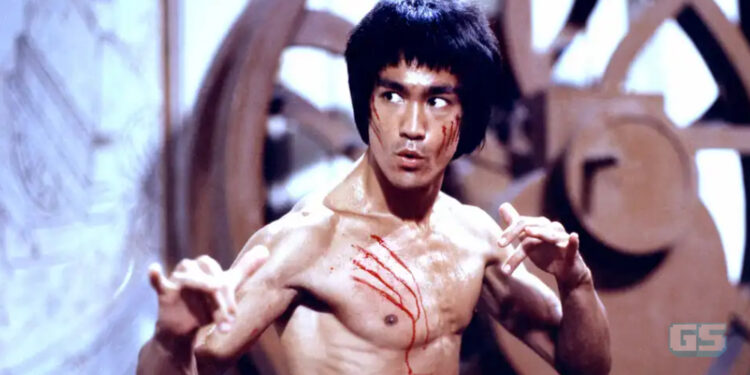 Banyak minum air mungkin punca sebenar Bruce Lee meninggal dunia