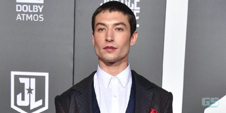 Ezra Miller akhirnya mengaku bersalah, bakal jalani satu tahun percubaan & denda sebanyak $500