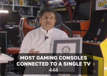 Lelaki Arab Saudi Pecah Rekod Dunia, 444 Konsol Gaming Disambungkan Ke Satu TV!