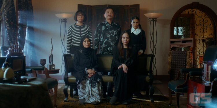 ‘Keluarga Adams’ Versi Malaysia – Maya Karin & Puteri Balqis Bintangi Promosi Baharu Wednesday