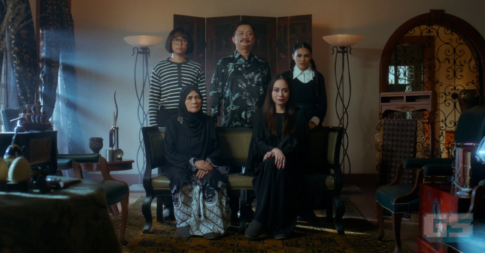 ‘Keluarga Adams’ Versi Malaysia – Maya Karin & Puteri Balqis Bintangi Promosi Baharu Wednesday