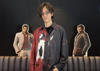 [Eksklusif] Sambil Cuba Durian Malaysia, Pengarah Ryosuke Horii Jawab Soalan Panas Yakuza/Like a Dragon!